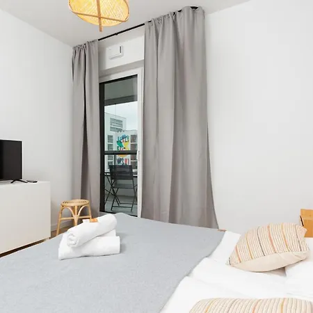 Artistic żoliborz By Renters