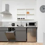 아파트 Artistic Zoliborz By Renters 바르샤바