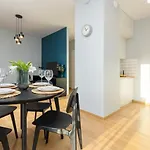 아파트 Artistic Zoliborz By Renters *