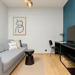 Artistic Zoliborz By Renters * 바르샤바