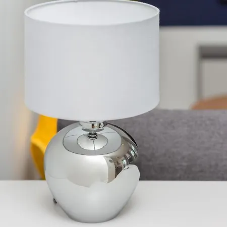 Artistic Zoliborz By Renters Apartment