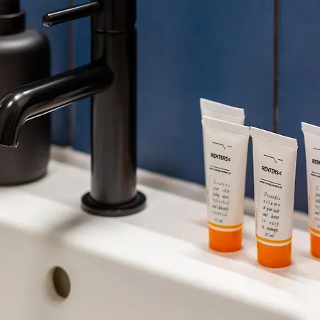 Artistic Zoliborz By Renters Apartment