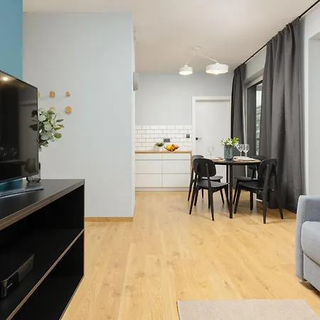 Apartment Artistic Zoliborz By Renters *